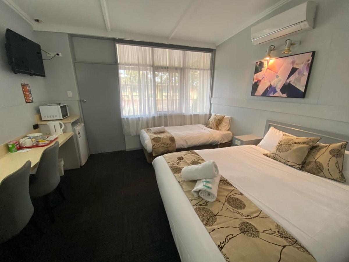 Charlton Motel Kültér fotó