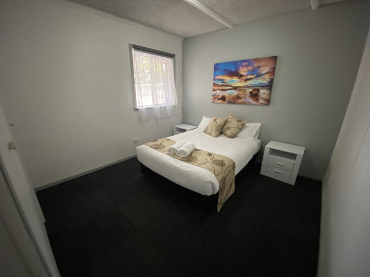 Charlton Motel Kültér fotó