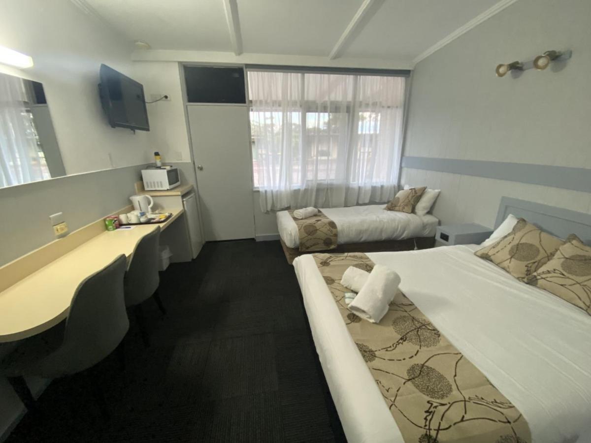 Charlton Motel Kültér fotó