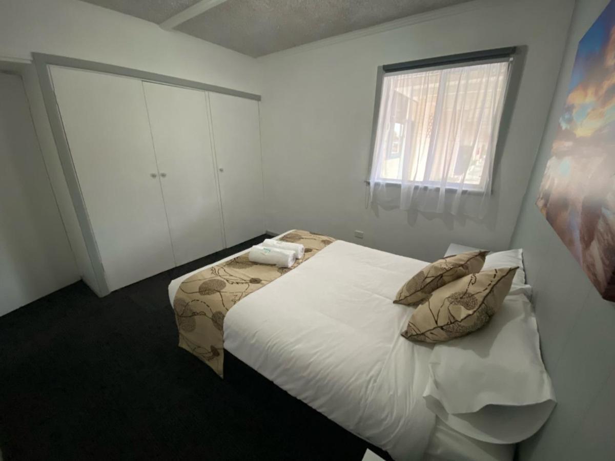 Charlton Motel Kültér fotó