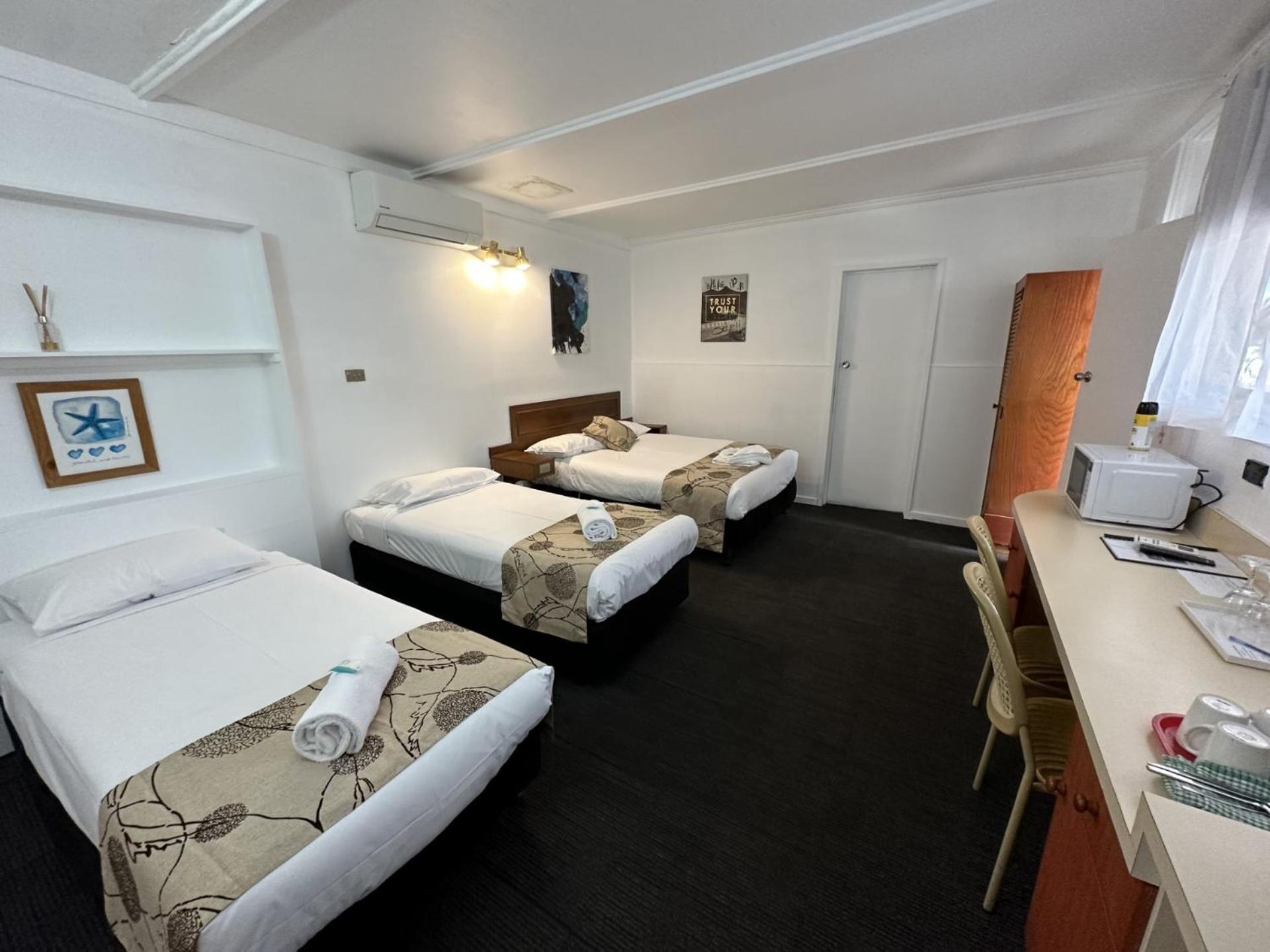 Charlton Motel Kültér fotó