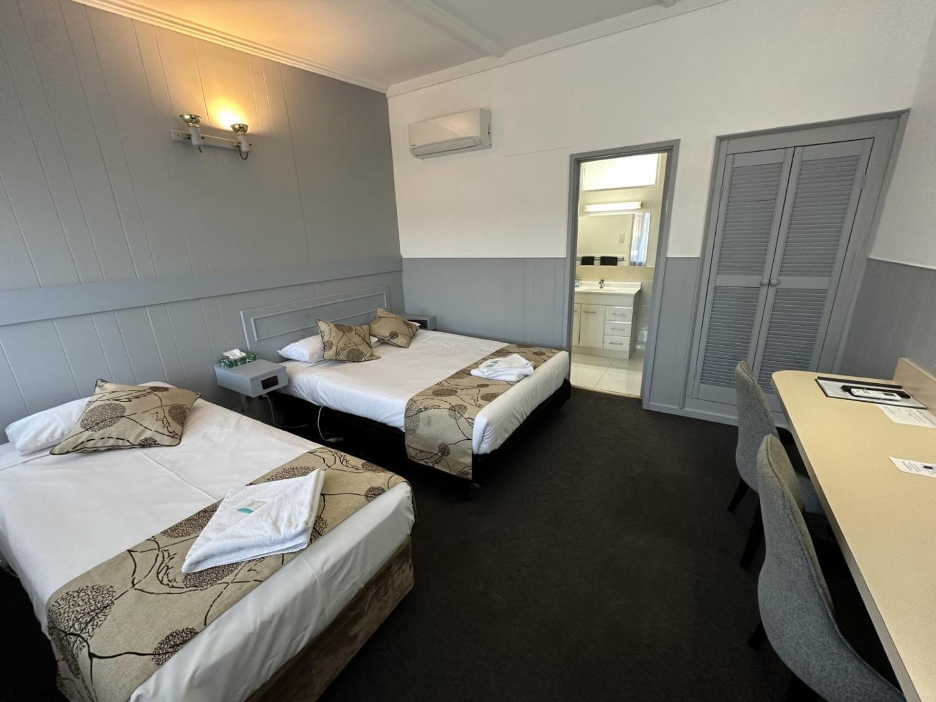 Charlton Motel Kültér fotó