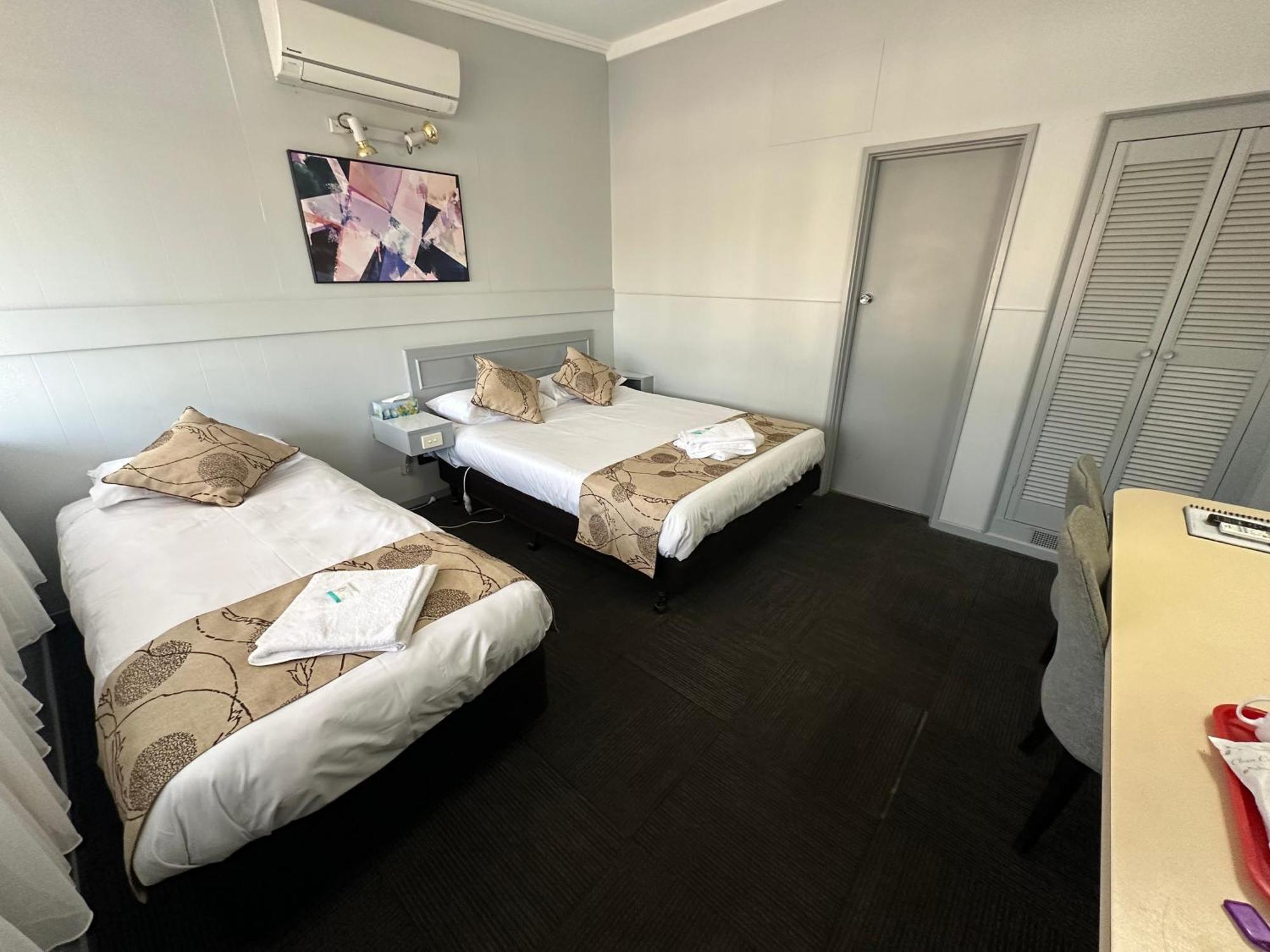 Charlton Motel Kültér fotó